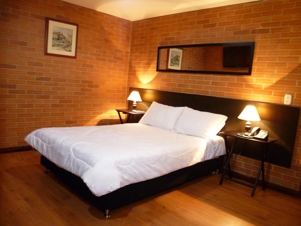 Hotel Bogota Astral Eksteriør billede